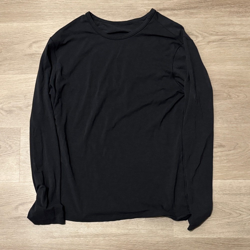 lululemon Long-Sleeve